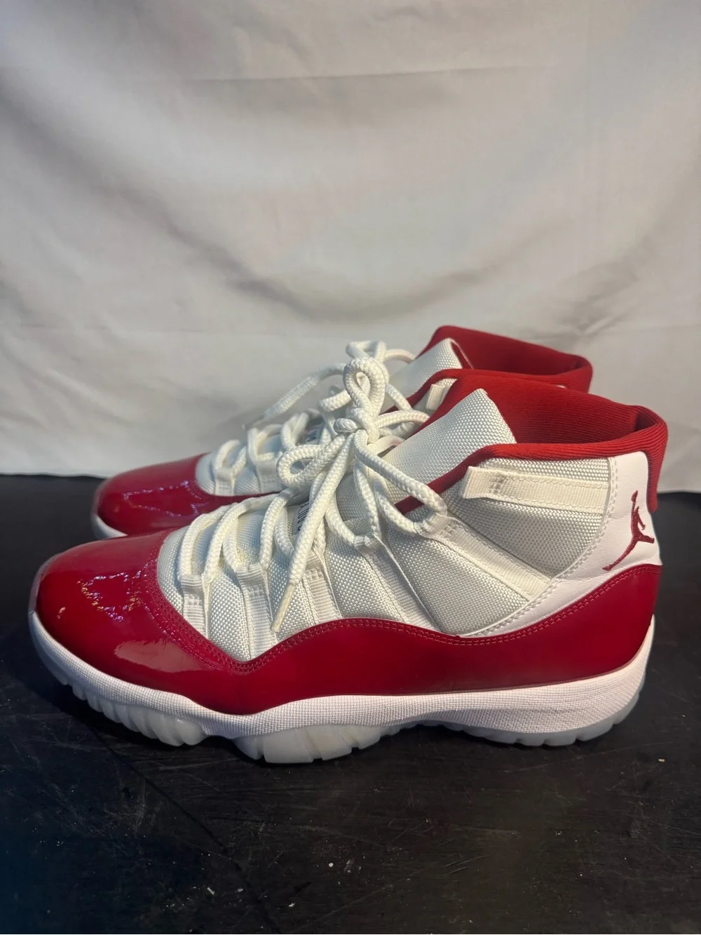 Jordan Retro 11 High-Top Sneakers - White/Red